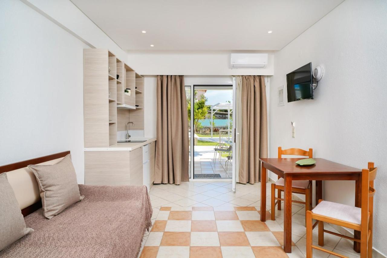 Lafeyra Apartments ลิเมนาเรีย ภายนอก รูปภาพ